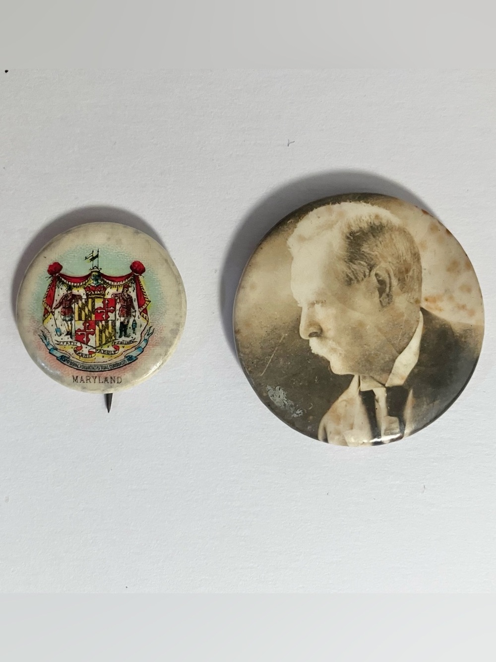 1890s ADVERTISING BUTTONS / Sweet Caporal Cigarette MARYLAND PINBACK, Suited Man